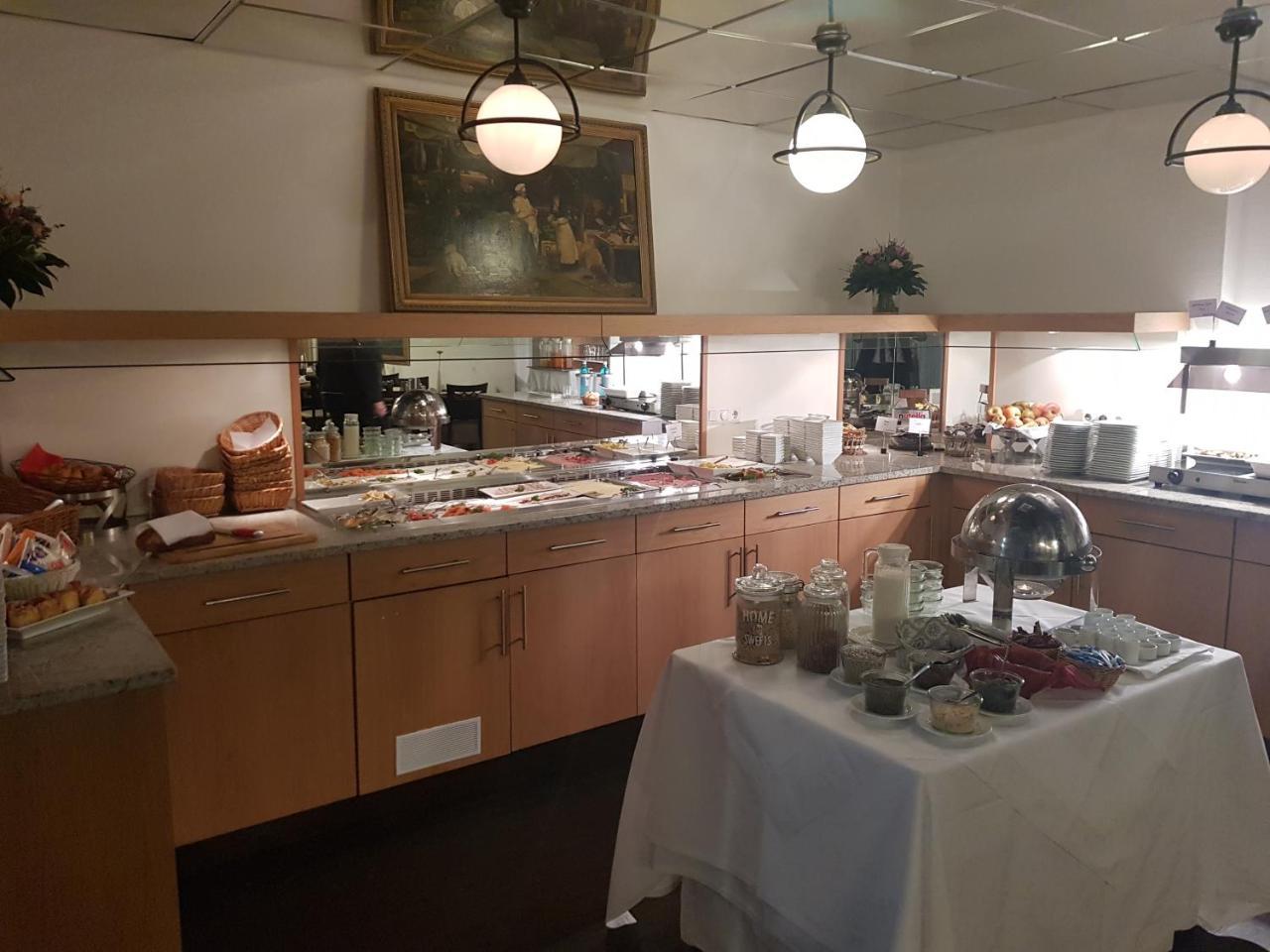 法德普特酒店 埃姆登 外观 照片